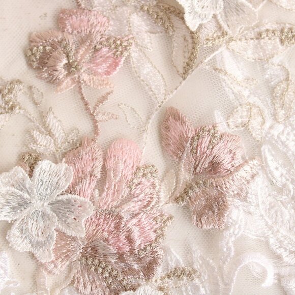 Embroidered Appliques, Embroidered Fabric Ends with Flower Appliques, Fairy - Picture 6 of 10